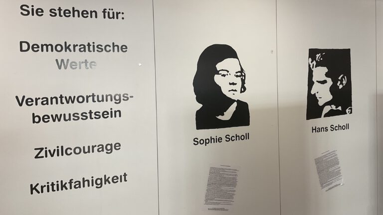 Demokratie leben und schützen – In Gedenken an die Geschwister Scholl